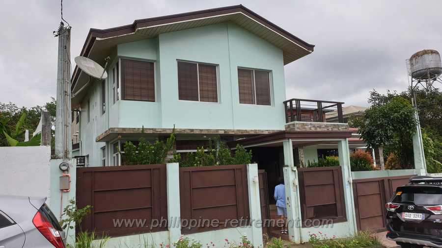 Tagaytay Tropical Greens House for Sale