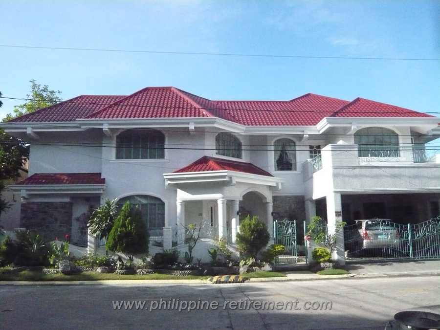BF Executive Village House for Sale